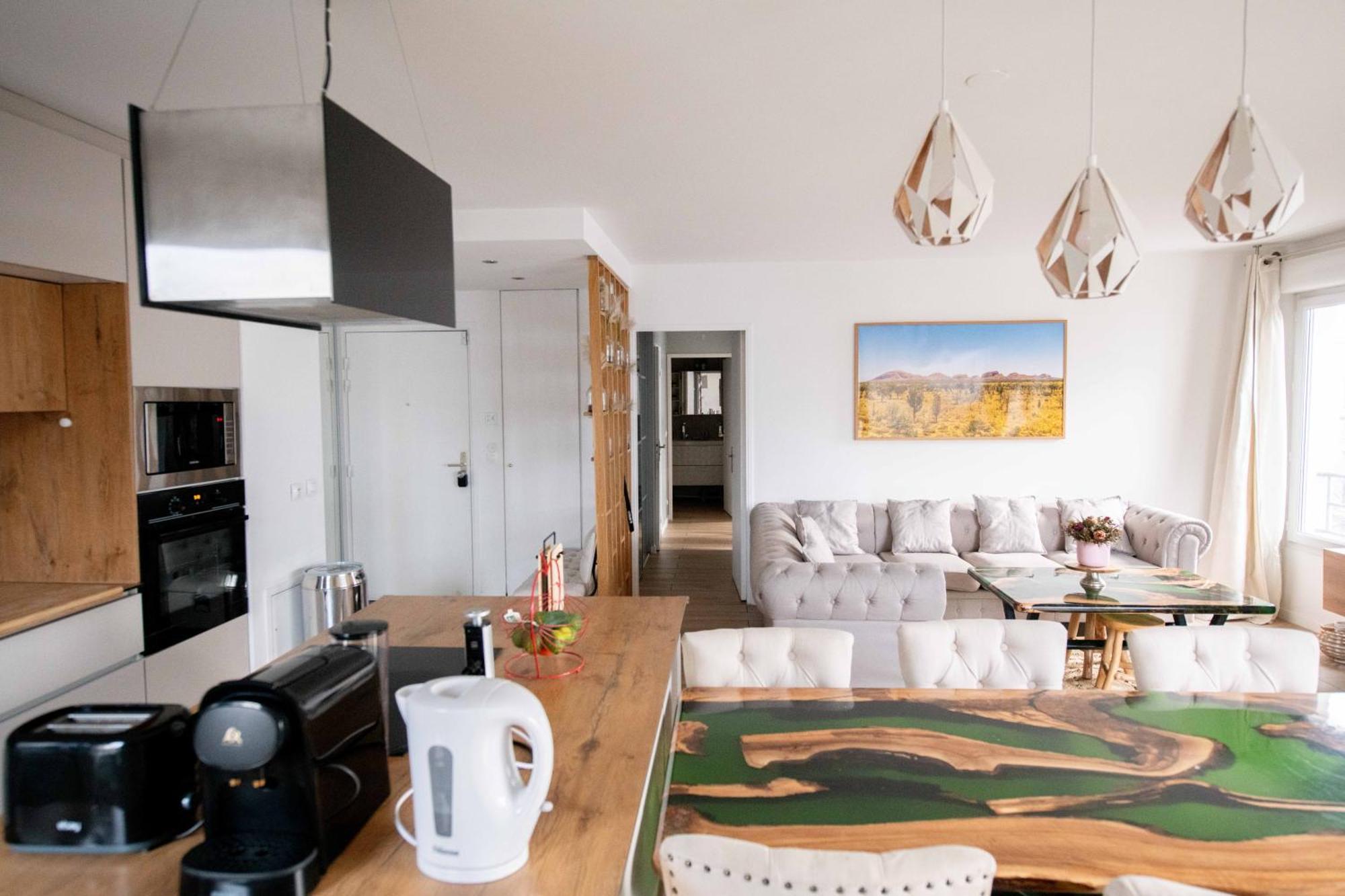 Elise De Roche Equipe Balcon Parking Rer B Apartment Le Bourget Ngoại thất bức ảnh